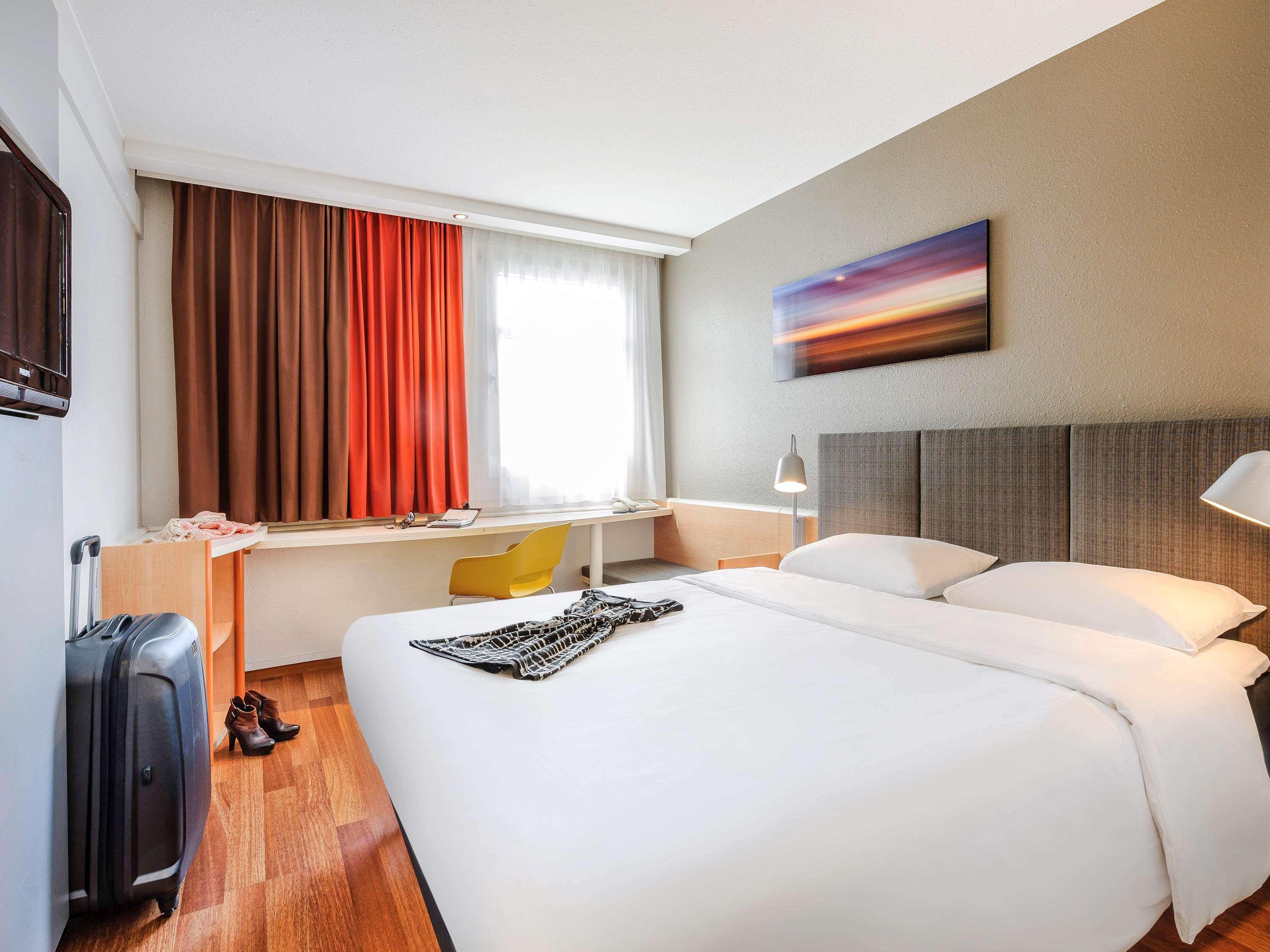 Ibis Hotel Frankfurt Messe West Frankfurt am Main Dış mekan fotoğraf