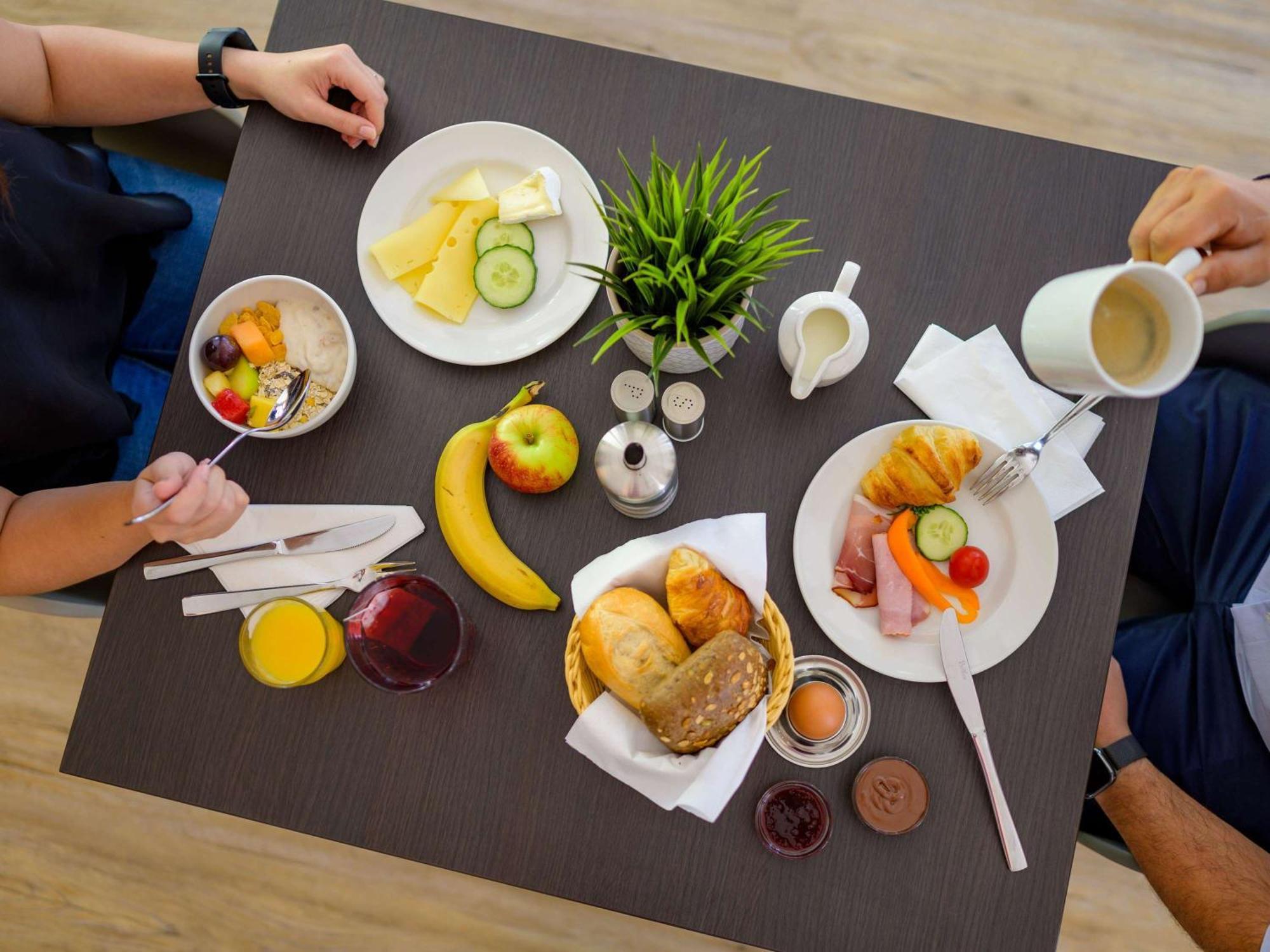 Ibis Hotel Frankfurt Messe West Frankfurt am Main Dış mekan fotoğraf