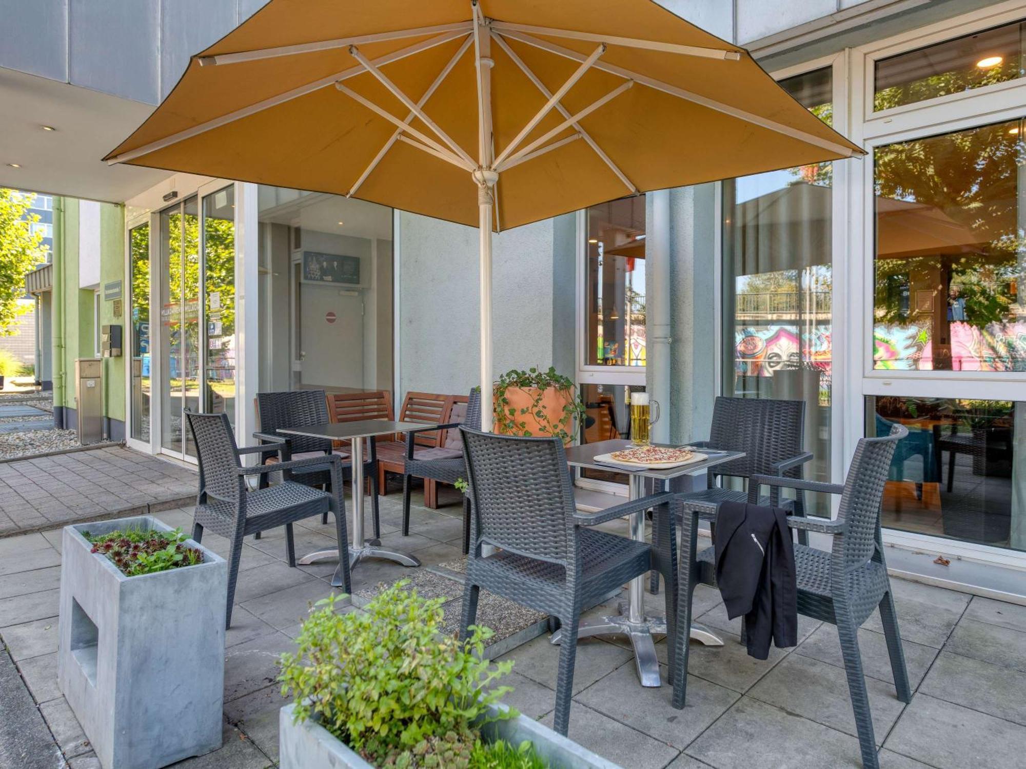 Ibis Hotel Frankfurt Messe West Frankfurt am Main Dış mekan fotoğraf