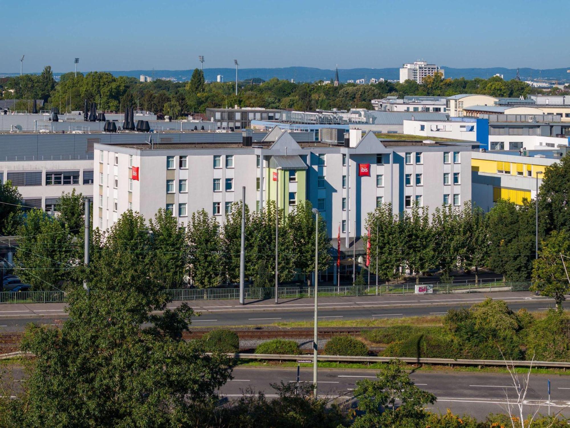 Ibis Hotel Frankfurt Messe West Frankfurt am Main Dış mekan fotoğraf