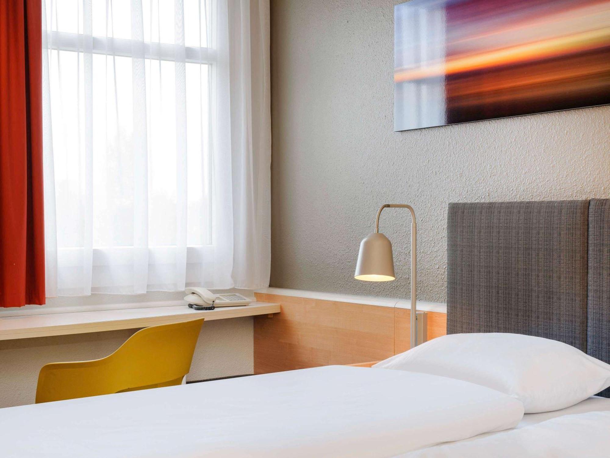 Ibis Hotel Frankfurt Messe West Frankfurt am Main Dış mekan fotoğraf