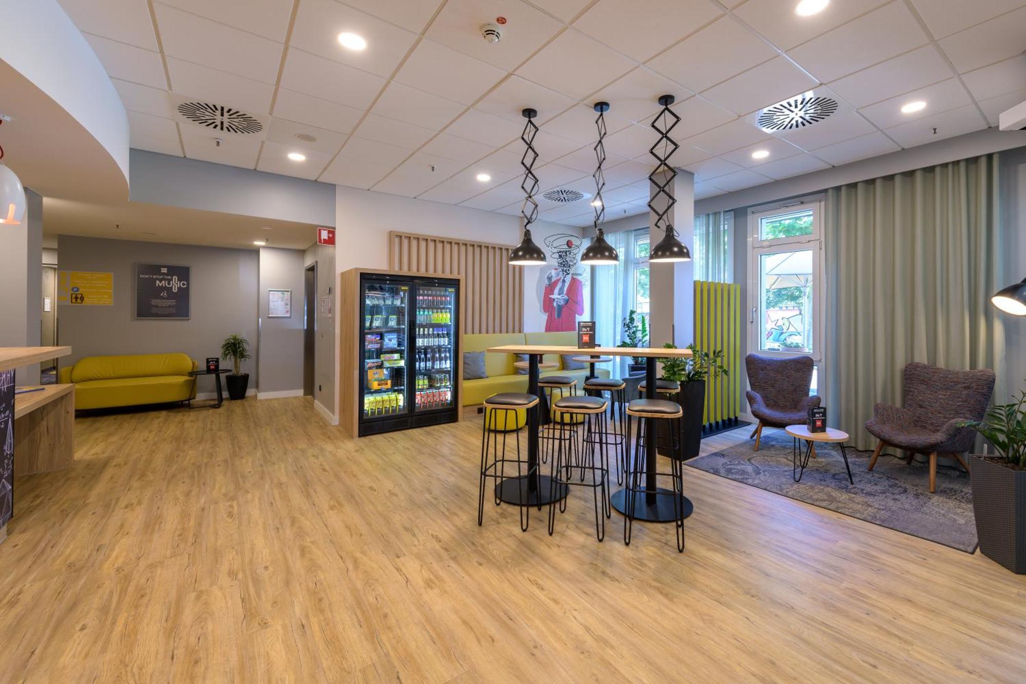 Ibis Hotel Frankfurt Messe West Frankfurt am Main Dış mekan fotoğraf