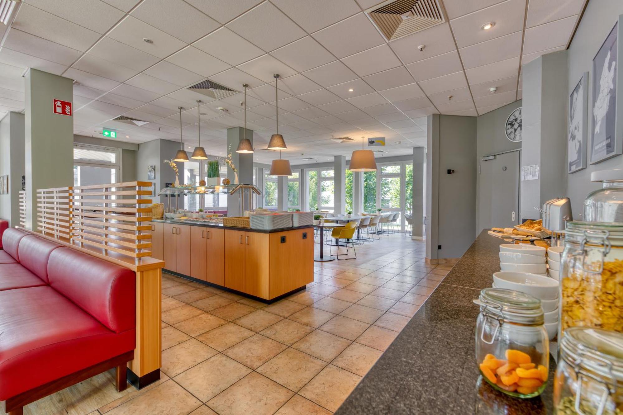 Ibis Hotel Frankfurt Messe West Frankfurt am Main Dış mekan fotoğraf