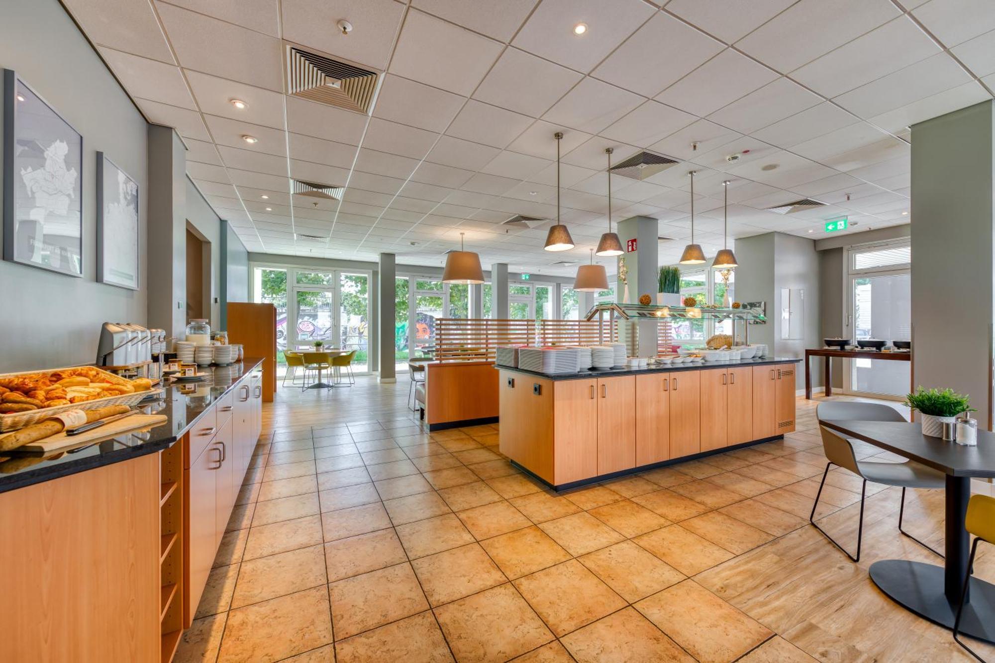 Ibis Hotel Frankfurt Messe West Frankfurt am Main Dış mekan fotoğraf